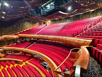 artist-venues-slider-bg